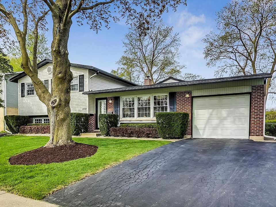 2722 N Kennicott Ave, Arlington Heights, IL 60004 Zillow
