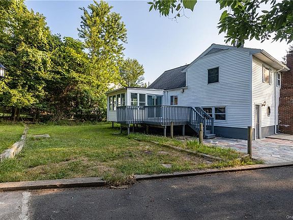 4th image of 173 Charles Blvd