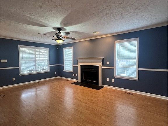 4th image of 217 Woodland Dr