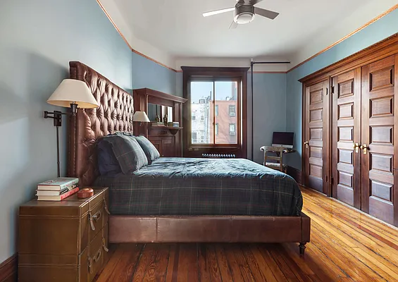 Sold by Compass | media 7