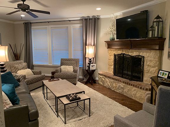 3rd image of 3209 Bent Creek Ct