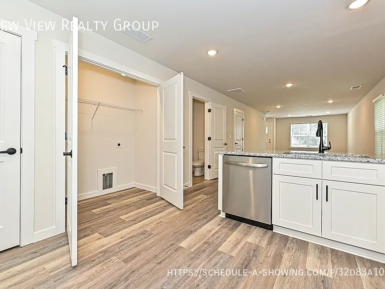 512 12th Ave NE — Photo 11