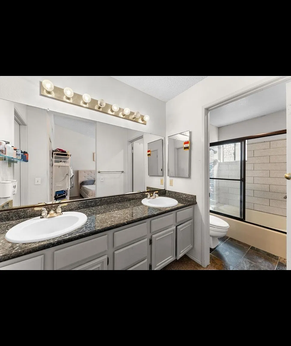2 bed, 2.5 bath, 1290 sqft, $3,490 — Photo 4