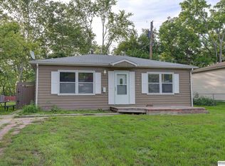 7013 S 69th St, La Vista, NE 68128