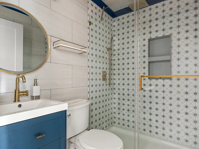 1056 Lafayette Ave #1 — Photo 14