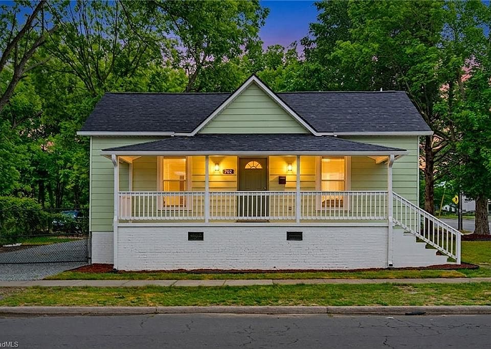 1st image of 702 Maple Ave