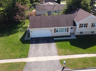 3811 W Orleans St, McHenry, IL 60050