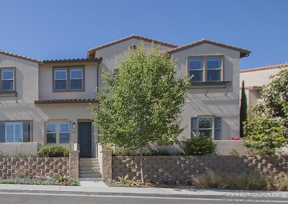 1st image of 7539 Canyon Dr #105