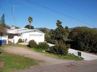 1211 Memory Ln, Vista, CA 92084