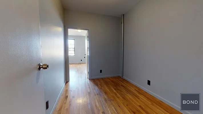 Rented by Bond New York | media 9