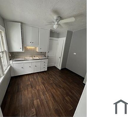 2nd image of 15003 Lucknow Ave #Up