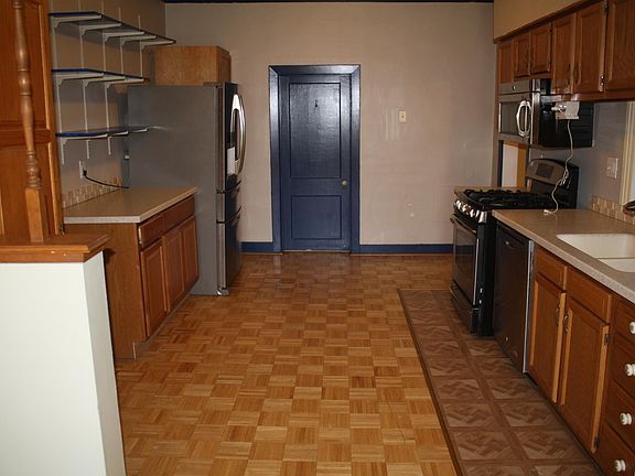 5th image of 1013 Olive St #1013