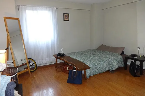 Rented by Corcoran | media 6