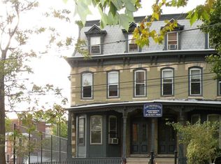 112 N 34th St, Philadelphia, PA 19104