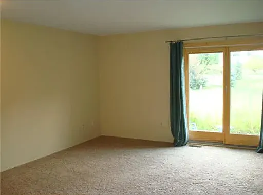 3490 Burbank Dr — Photo 10