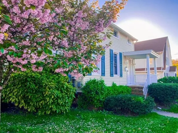 (undisclosed Address), Port Jefferson, NY 11777