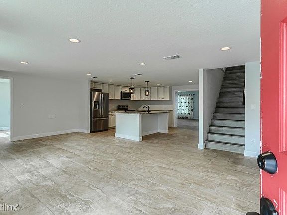 4th image of 1316 Grantwood Ave