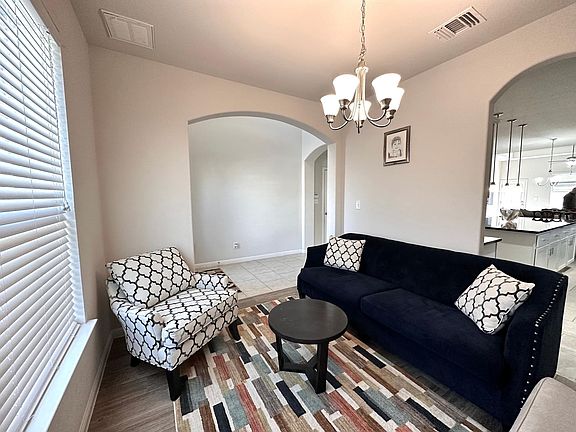 3rd image of 5643 Sabbia Dr