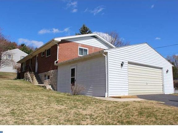 4th image of 83 Haven Fair Lawn Dr