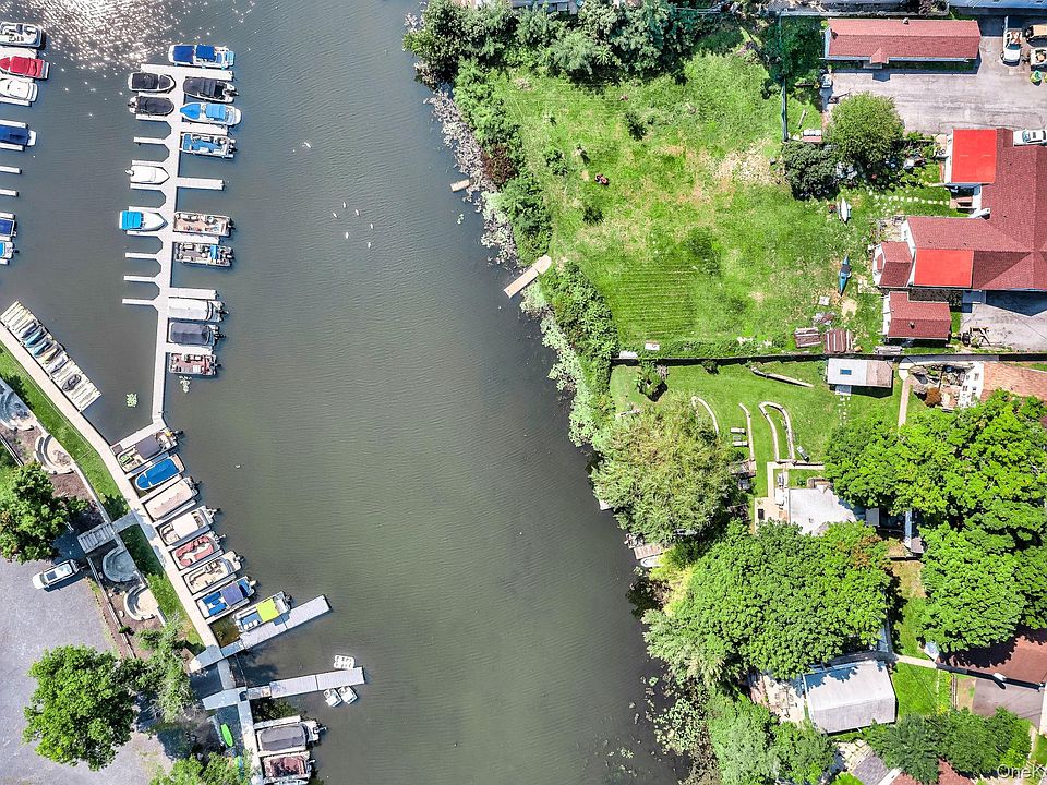 1st image of 150 Windermere