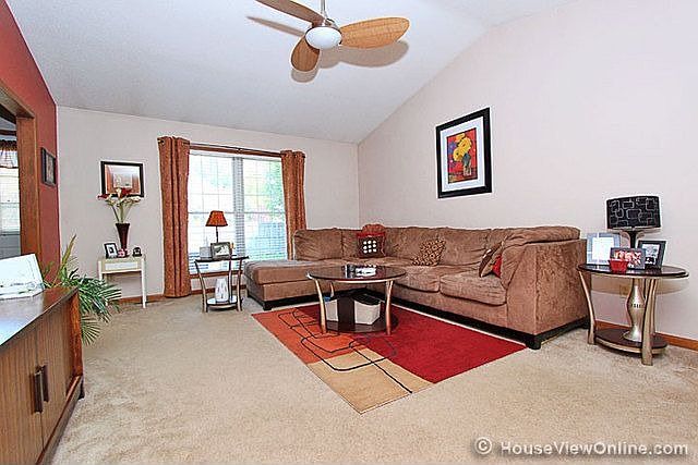 2nd image of 1118 Nell Green St