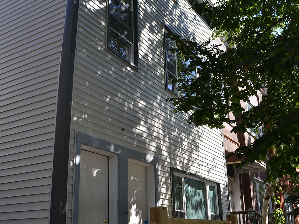 1st image of 1424 W Superior St #1