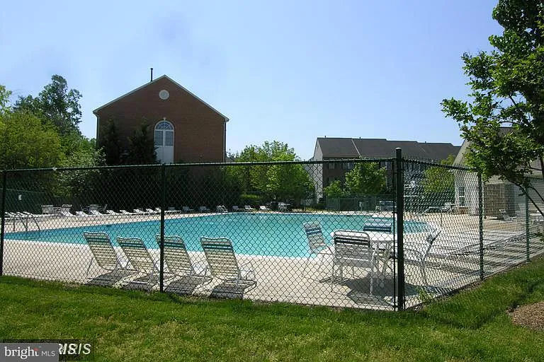 6325 Dunn Ct — Photo 29