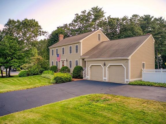 2nd image of 18 Storeybrook Dr
