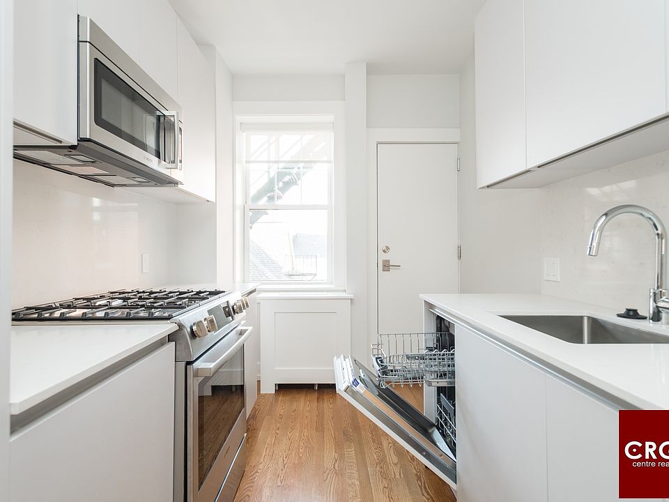 1st image of 17A Forest St #32D