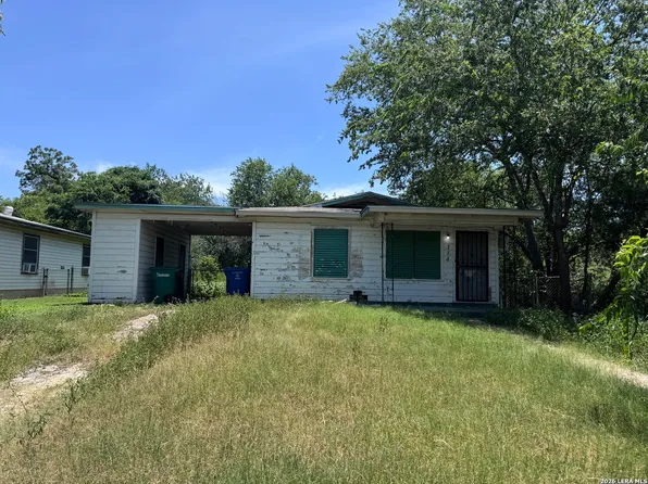 114 Calmar Ct, San Antonio, TX 78220