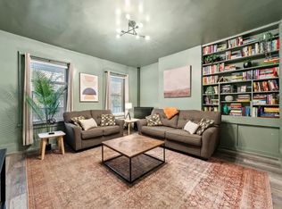 1631 N Astor St #1, Milwaukee, WI 53202