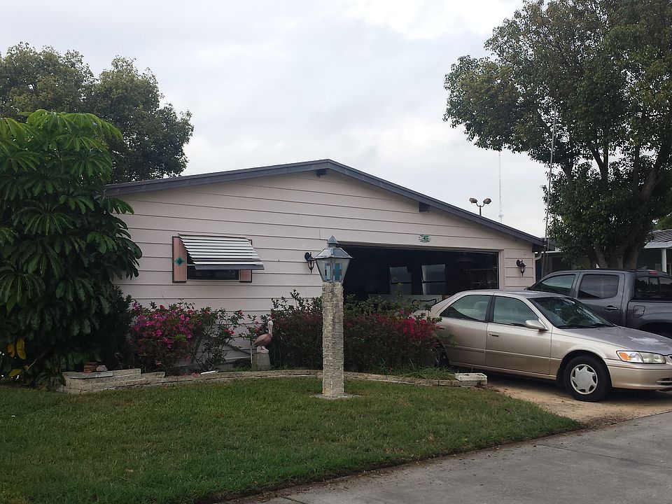 1st image of 411 Seneca Dr