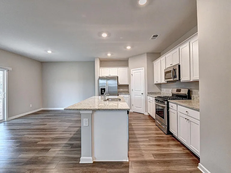 192 Golden Eagle Pkwy — Photo 7