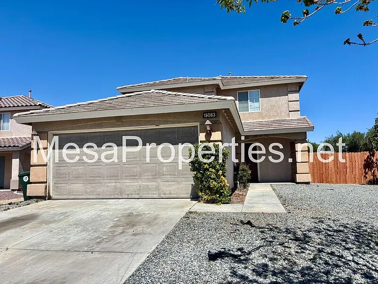 15083 Brown Ln — Photo 3