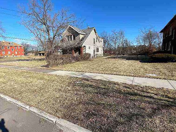 2678 Lakewood