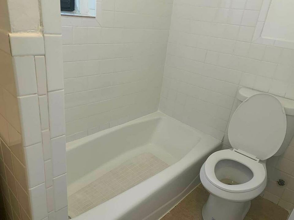1st image of 2280 Grand Ave #4GG