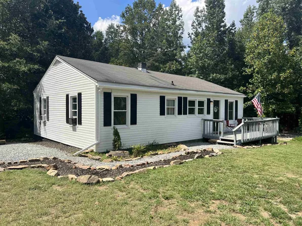 316 Roanoke Ave, Littleton, NC 27850