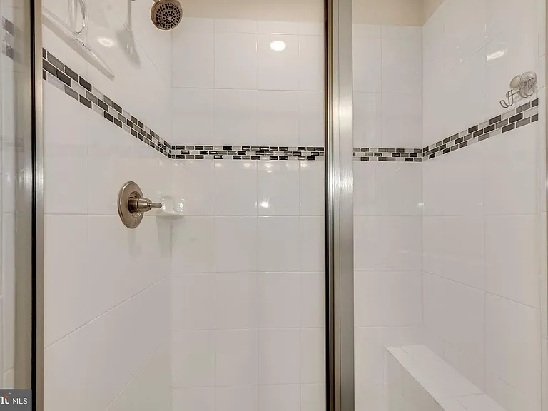 6106 Chronicle St — Photo 26