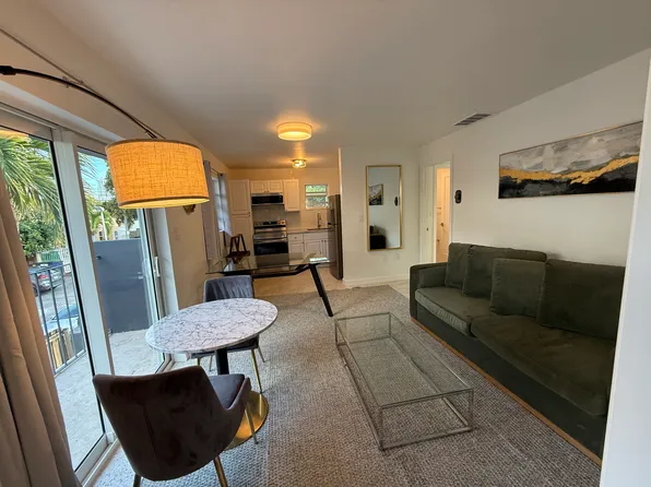 421 SW 9th St APT 3, Miami, FL 33130