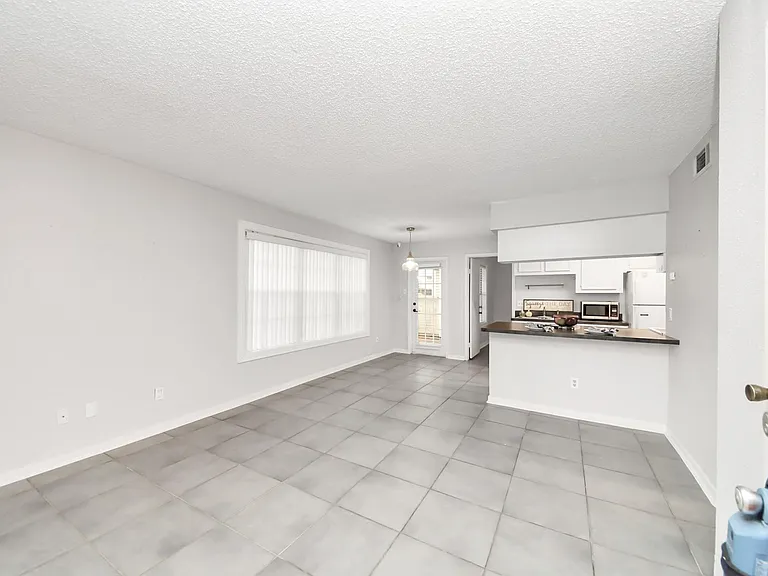 2750 Holly Hall St #911 — Photo 4