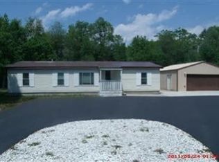 9597 Barbara Ct, Demotte, IN 46310