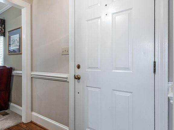 5th image of 3305 Cadenza Street