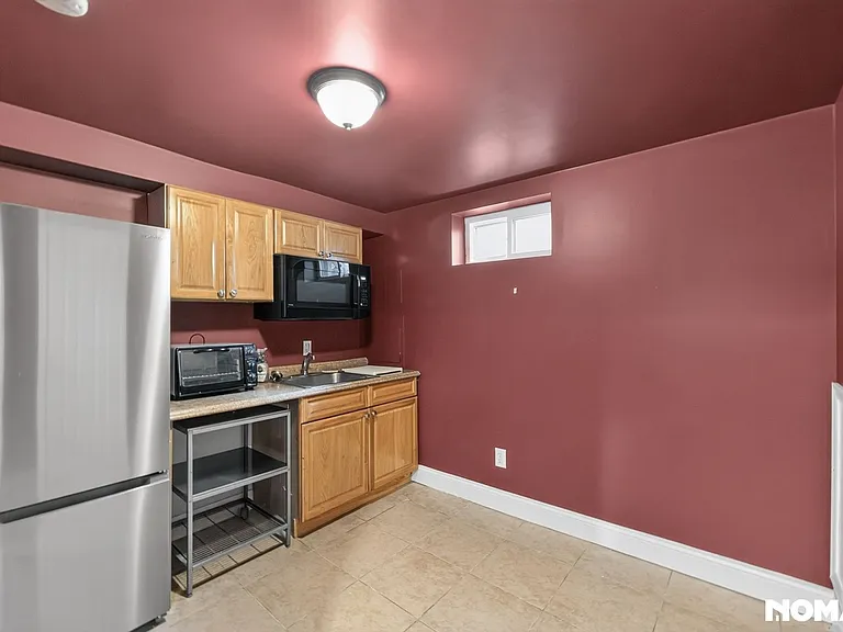 8507 Potomac Ave — Photo 31