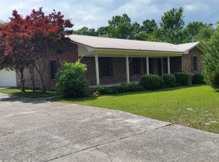 8 Malcolm Mixon Rd, Hattiesburg, MS 39401
