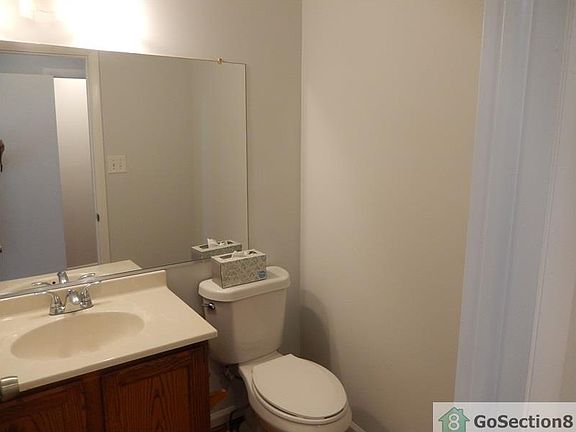 4th image of 2218 Melrose Ln