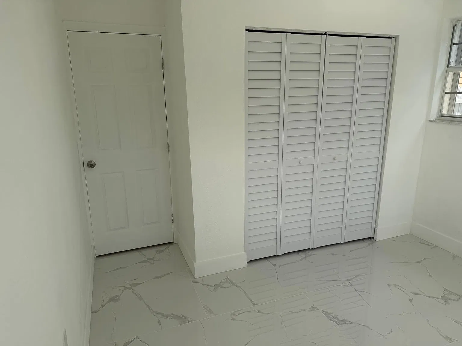 1 bed, 700 sqft, $2,000 — Photo 2