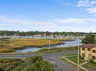 30 Kinloch Street, Milford, CT 06460