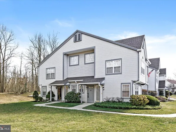66 Andover Pl, Robbinsville, NJ 08691