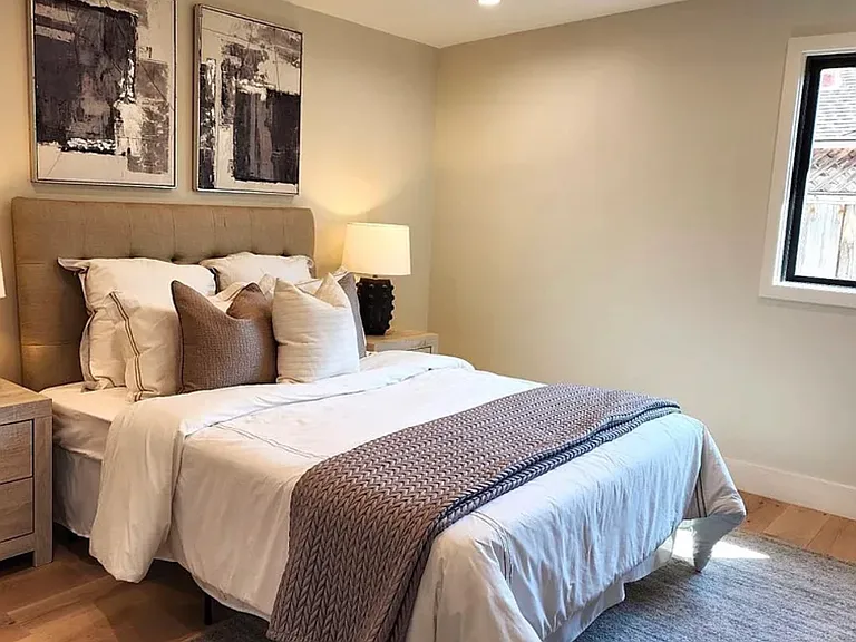 3472 Elmhurst Ave — Photo 11