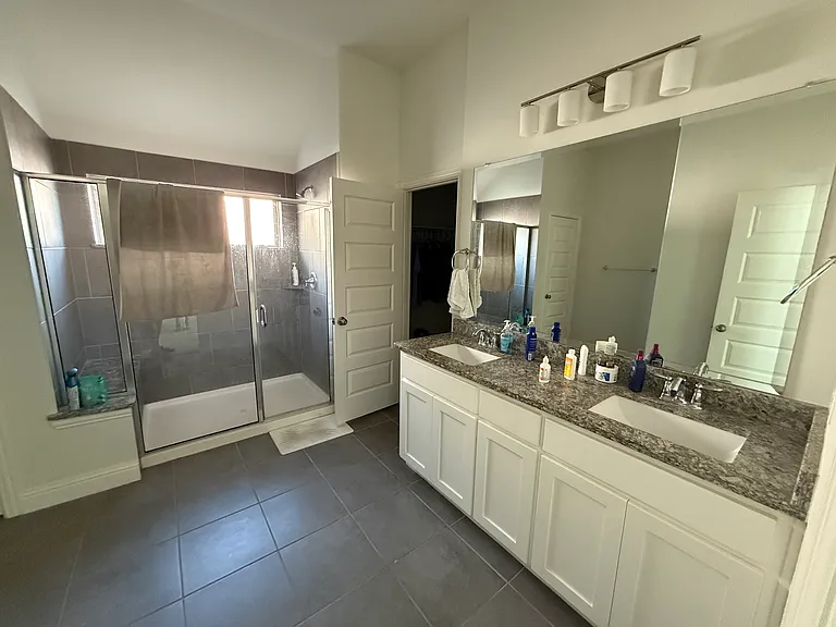518 Overton Ave — Photo 12